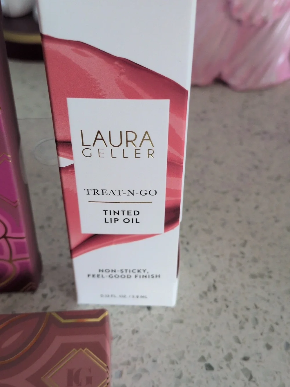 LAURA GELLER Eyeshadow Palette, Tinted Lip Oil, 2 Blush 1 Highlighter 1 Bronzer - Picture 4 of 4
